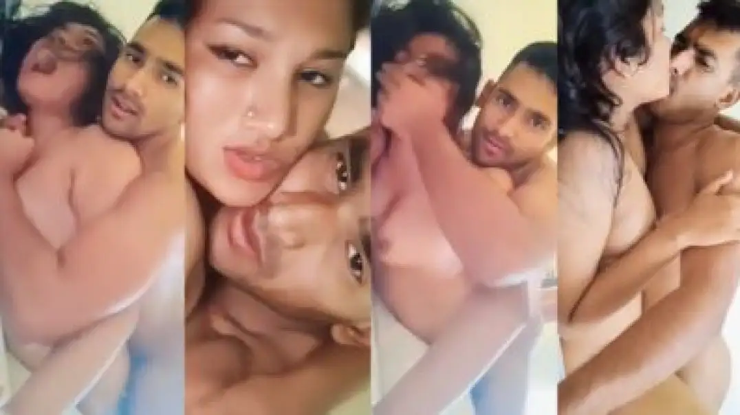 Desi Murgi Khate Khate Hot Fuck Ka Show