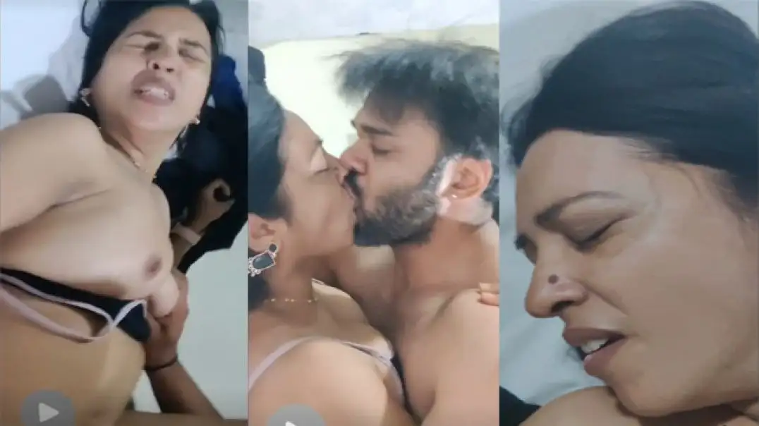 Mature Bhabhi Having Hot Secret Romance With Lover