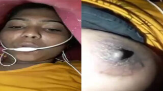 Bangla village girl boobs and pussy show