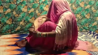 Bihari village aunty fucking XXX porn video